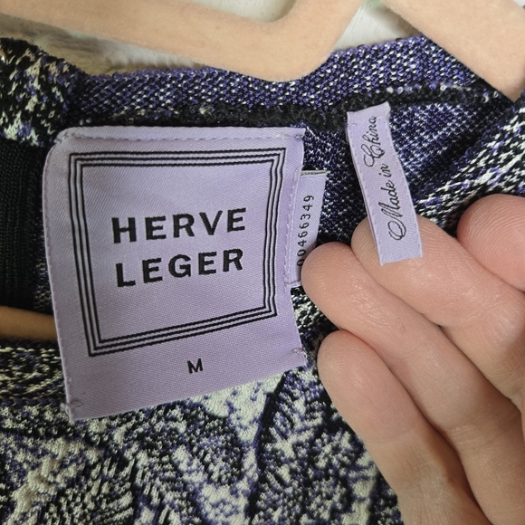 Herve Leger Mackenzie Intarsia Knit Jacquard Cropped Long Sleeve Top - Picture 15 of 16